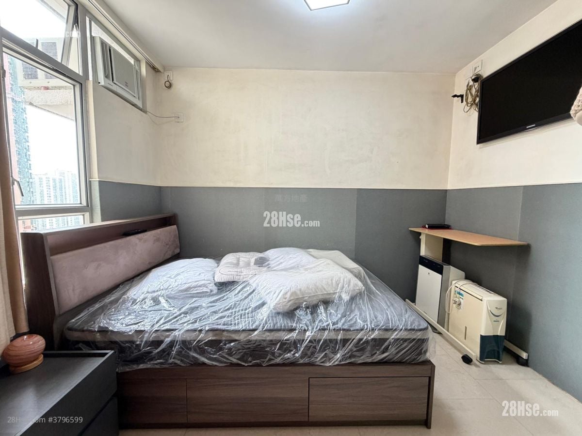 愉翠苑 售盘 3 房 , 2 浴室 650 平方尺