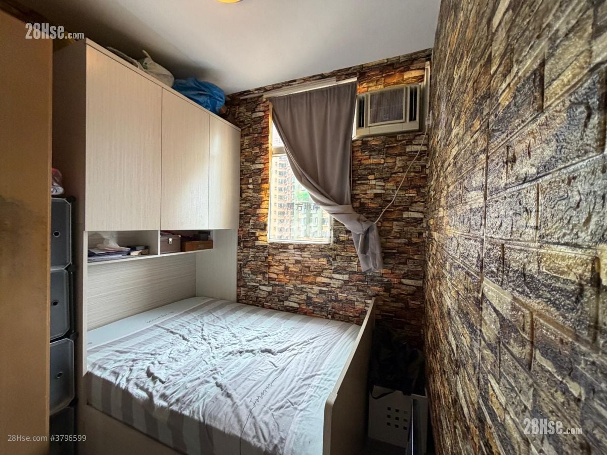 愉翠苑 售盘 3 房 , 2 浴室 650 平方尺