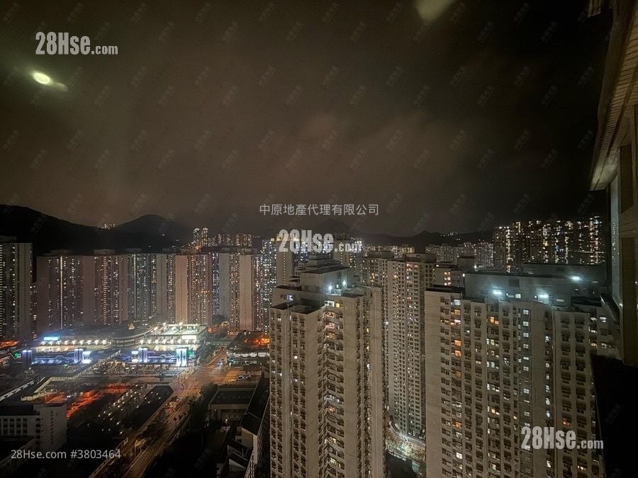 Tseung Kwan O Plaza Sell 3 Bedrooms , 1 Bathroom 530 ft²