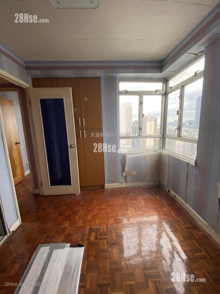 Ka Wai Chuen Sell 3 Bedrooms , 2 Bathrooms 670 ft²