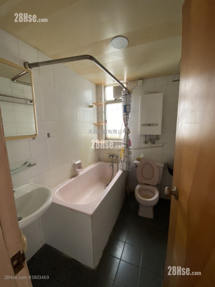 Ka Wai Chuen Sell 3 Bedrooms , 2 Bathrooms 670 ft²