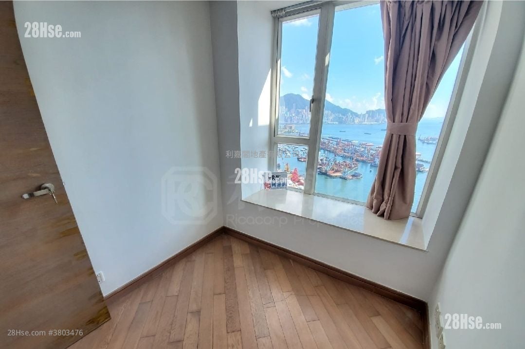 Florient Rise Sell 3 Bedrooms , 2 Bathrooms 643 ft²