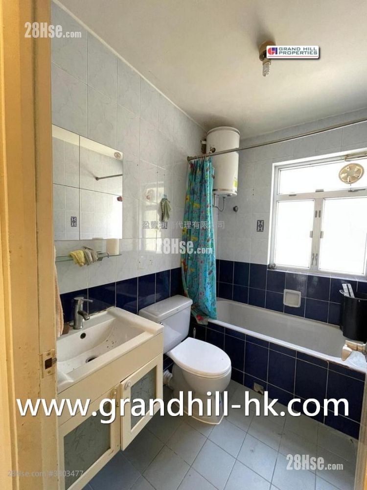 村屋 售盤 3 房 , 1 浴室 630 平方呎