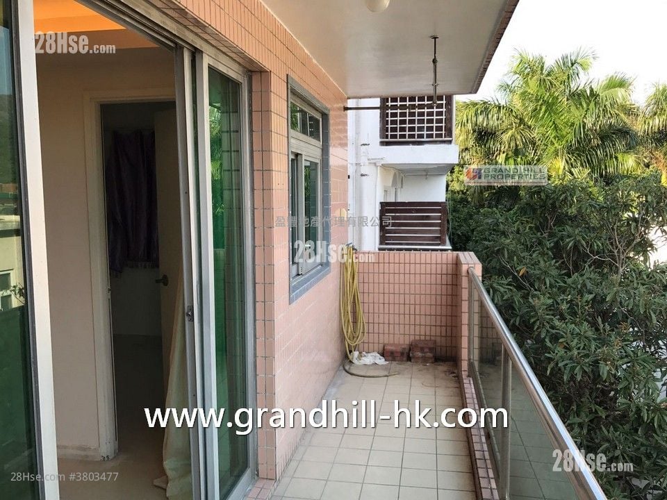 村屋 售盤 3 房 , 1 浴室 630 平方呎