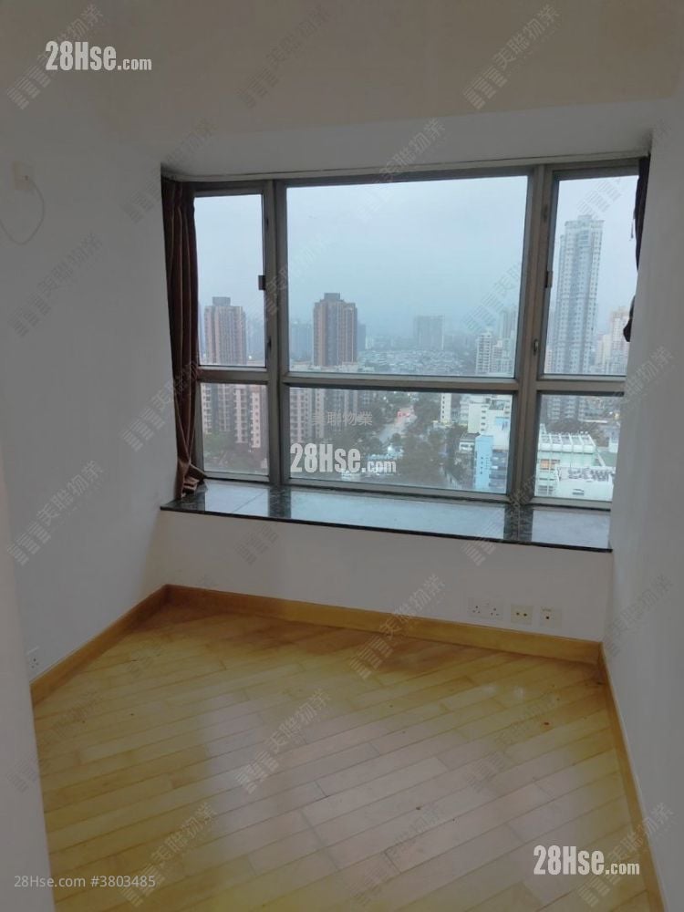 Yoho Town Rental 2 Bedrooms , 1 Bathroom 393 ft²