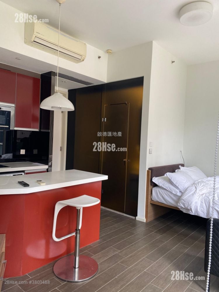 Queen's Cube Rental Studio , 1 Bathroom 289 ft²