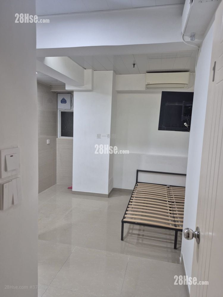 福英大厦 租盘 1 房 , 1 浴室 140 平方尺