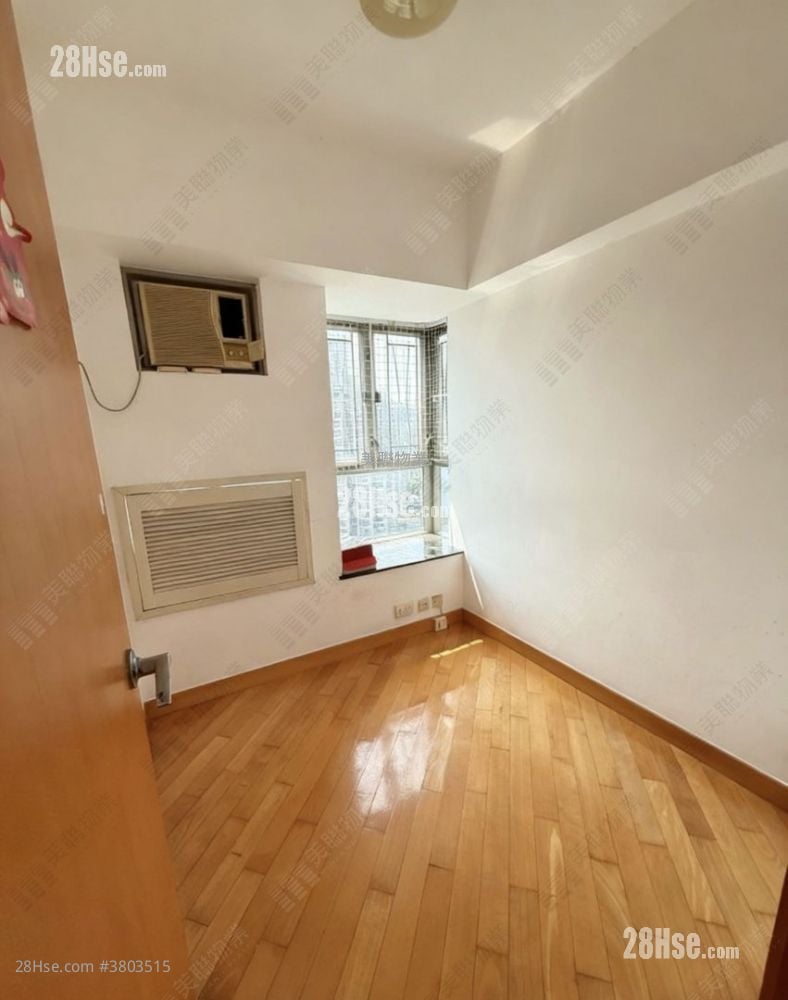 Yoho Town 售盘 2 房 , 1 浴室 422 平方尺