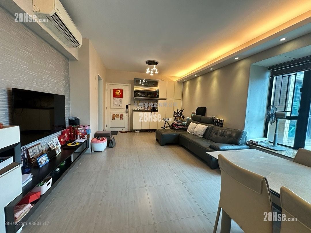 Mount Haven Sell 3 Bedrooms , 2 Bathrooms 755 ft²