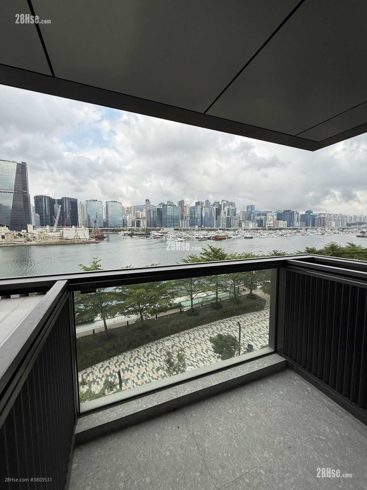 柏蔚森 租盘 3 房 , 2 浴室 560 平方尺