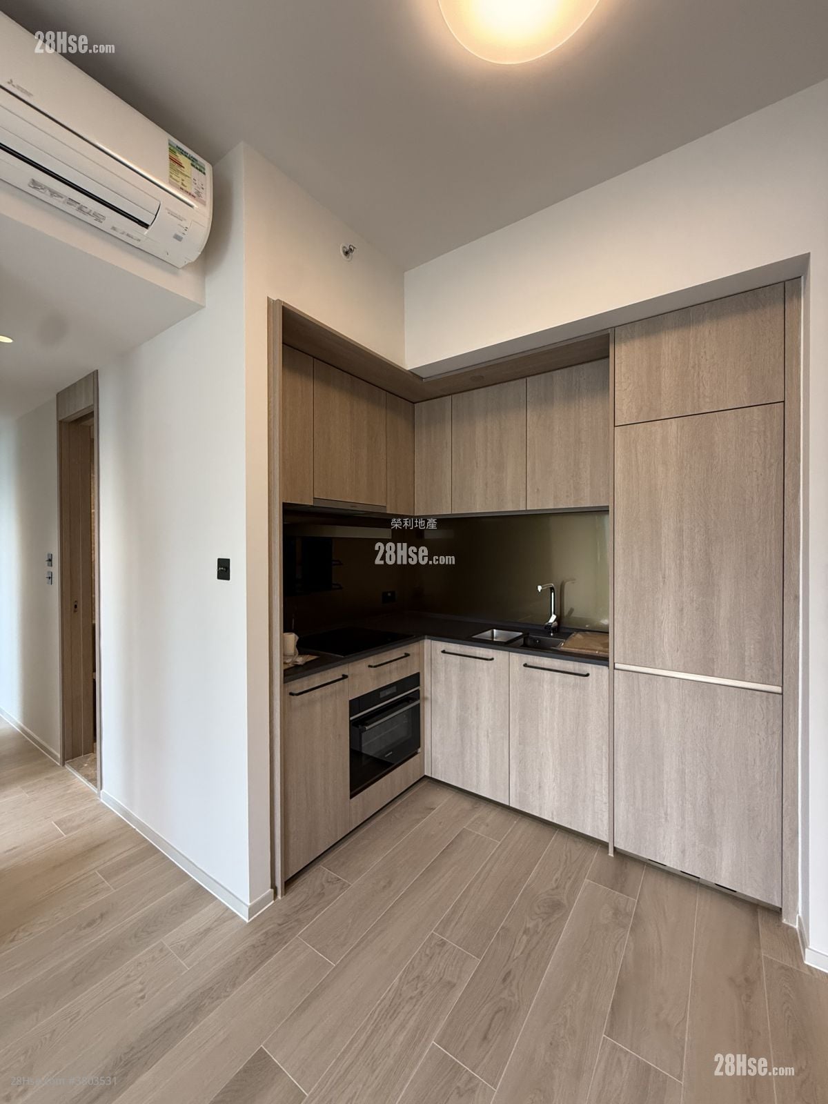 柏蔚森 租盘 3 房 , 2 浴室 560 平方尺