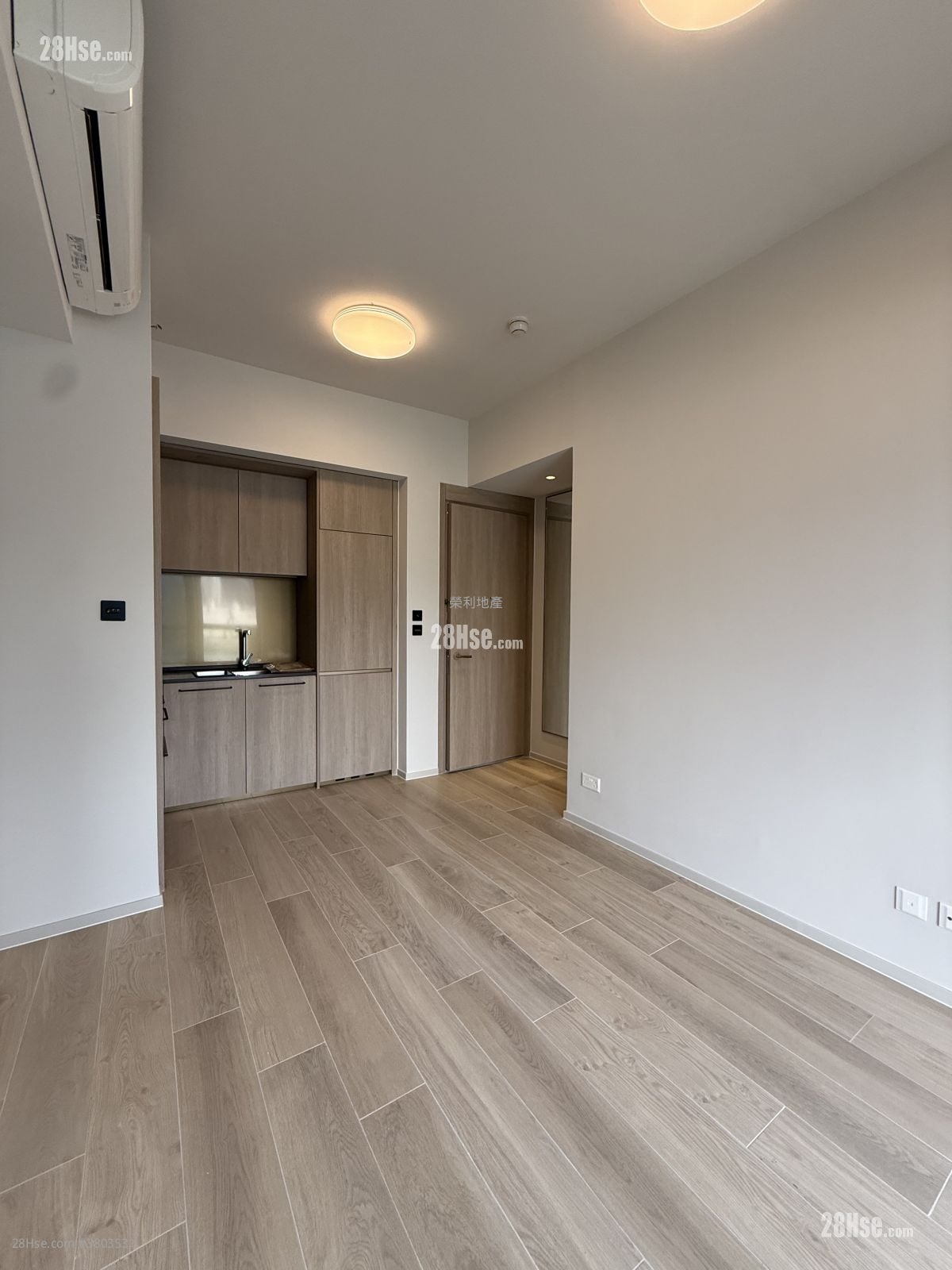 柏蔚森 租盘 3 房 , 2 浴室 560 平方尺