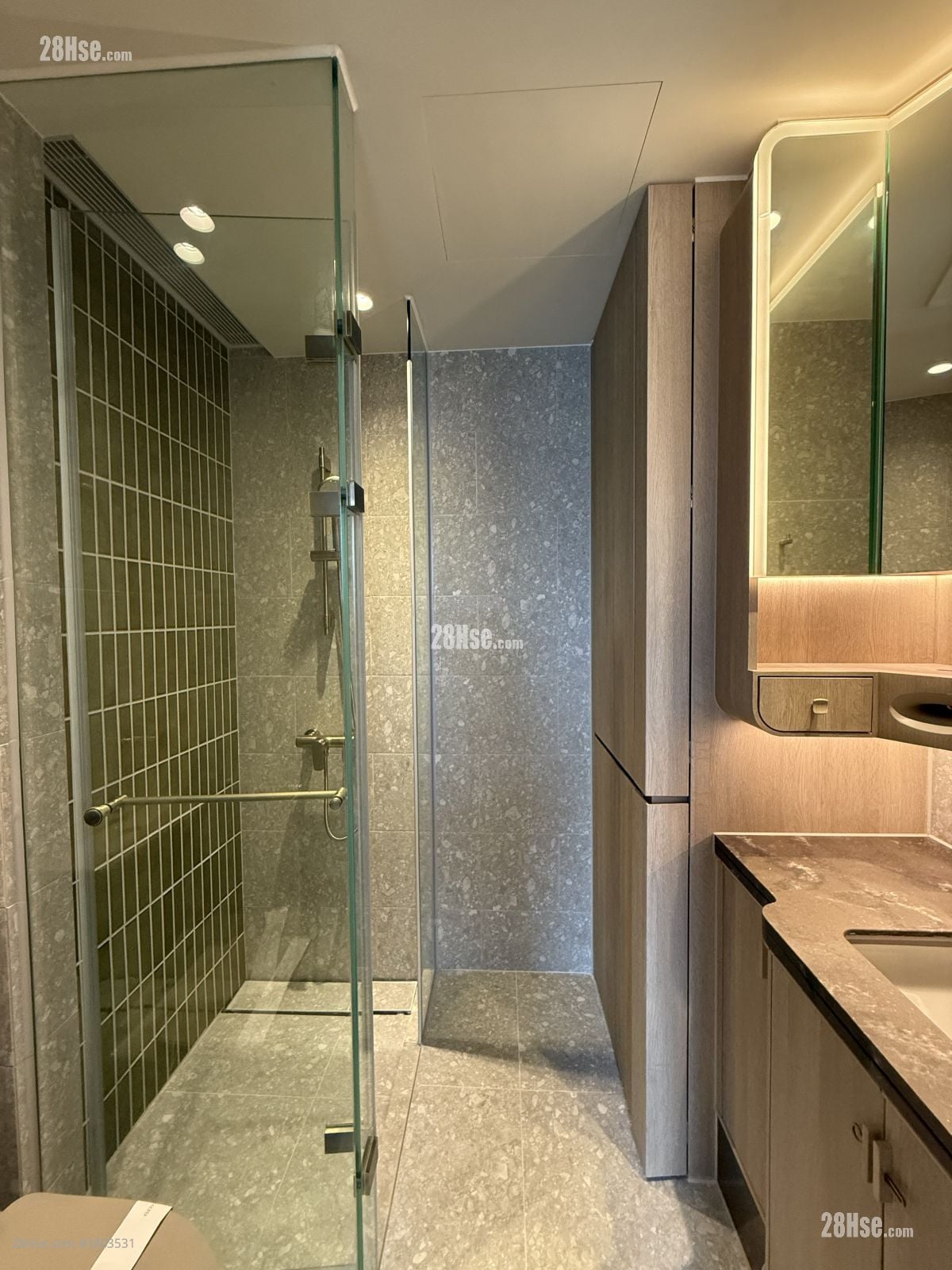 柏蔚森 租盘 3 房 , 2 浴室 560 平方尺