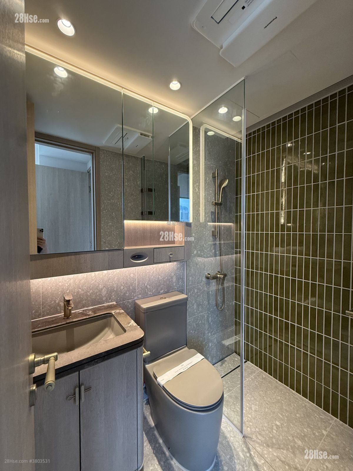 柏蔚森 租盘 3 房 , 2 浴室 560 平方尺