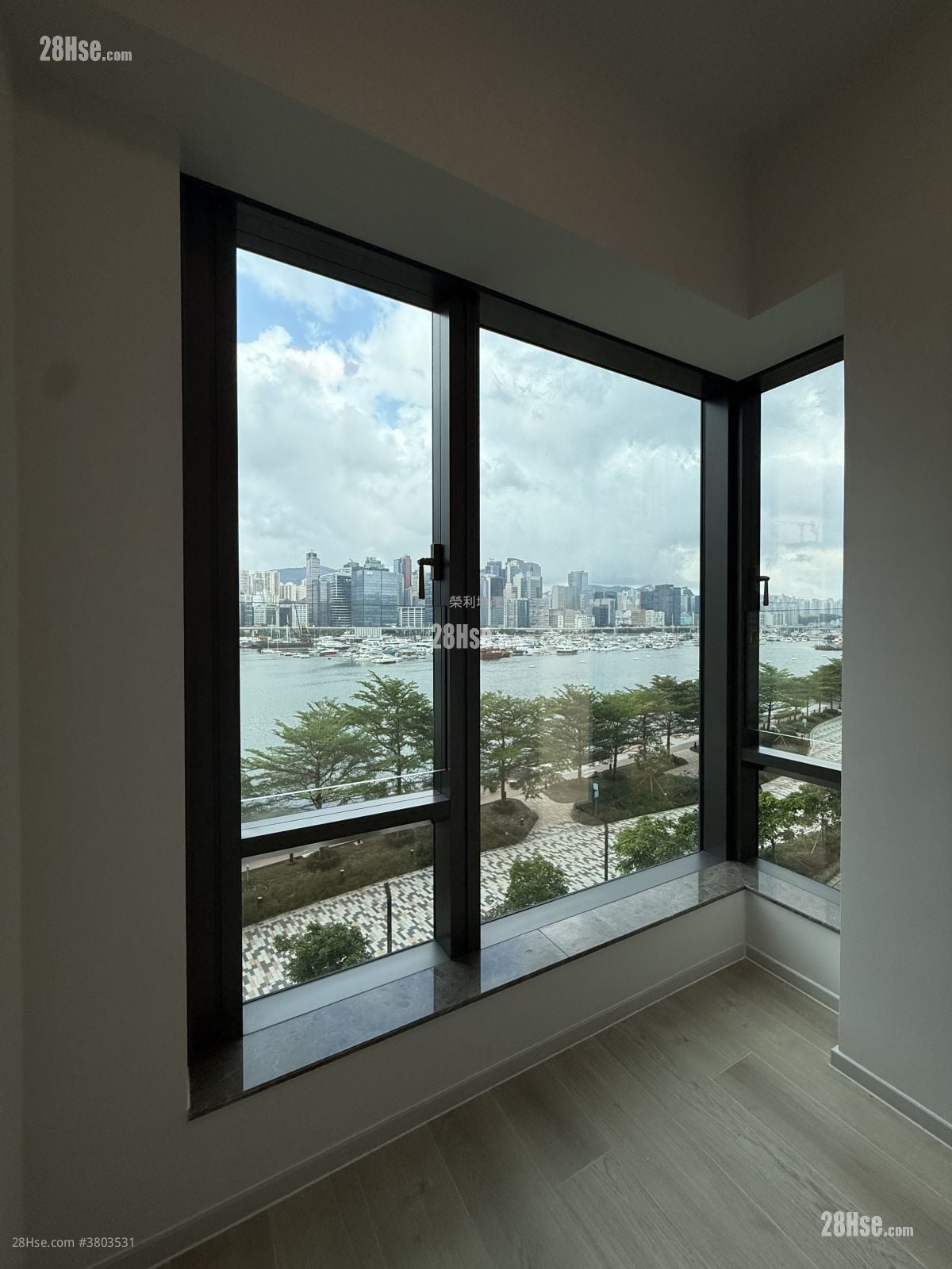 柏蔚森 租盘 3 房 , 2 浴室 560 平方尺