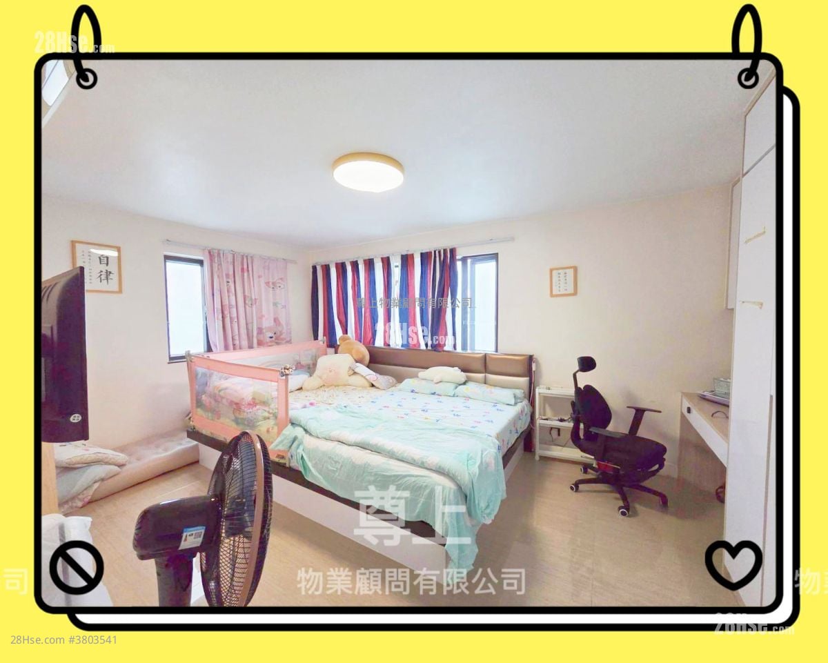 村屋 售盘 4 房 , 2 浴室