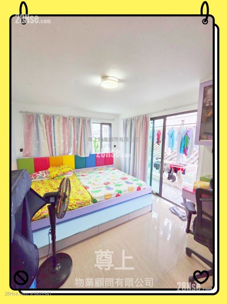 村屋 售盘 4 房 , 2 浴室