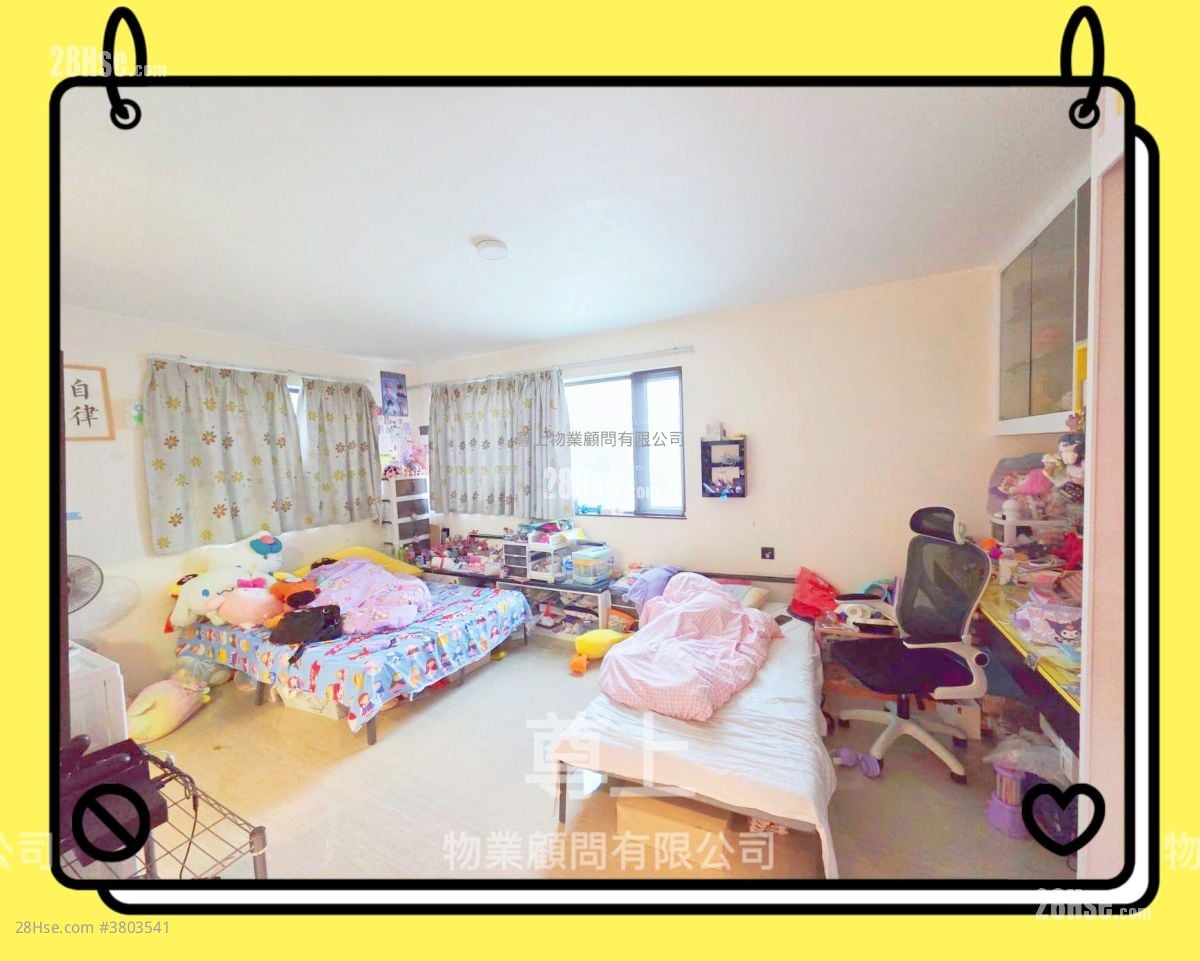 村屋 售盘 4 房 , 2 浴室