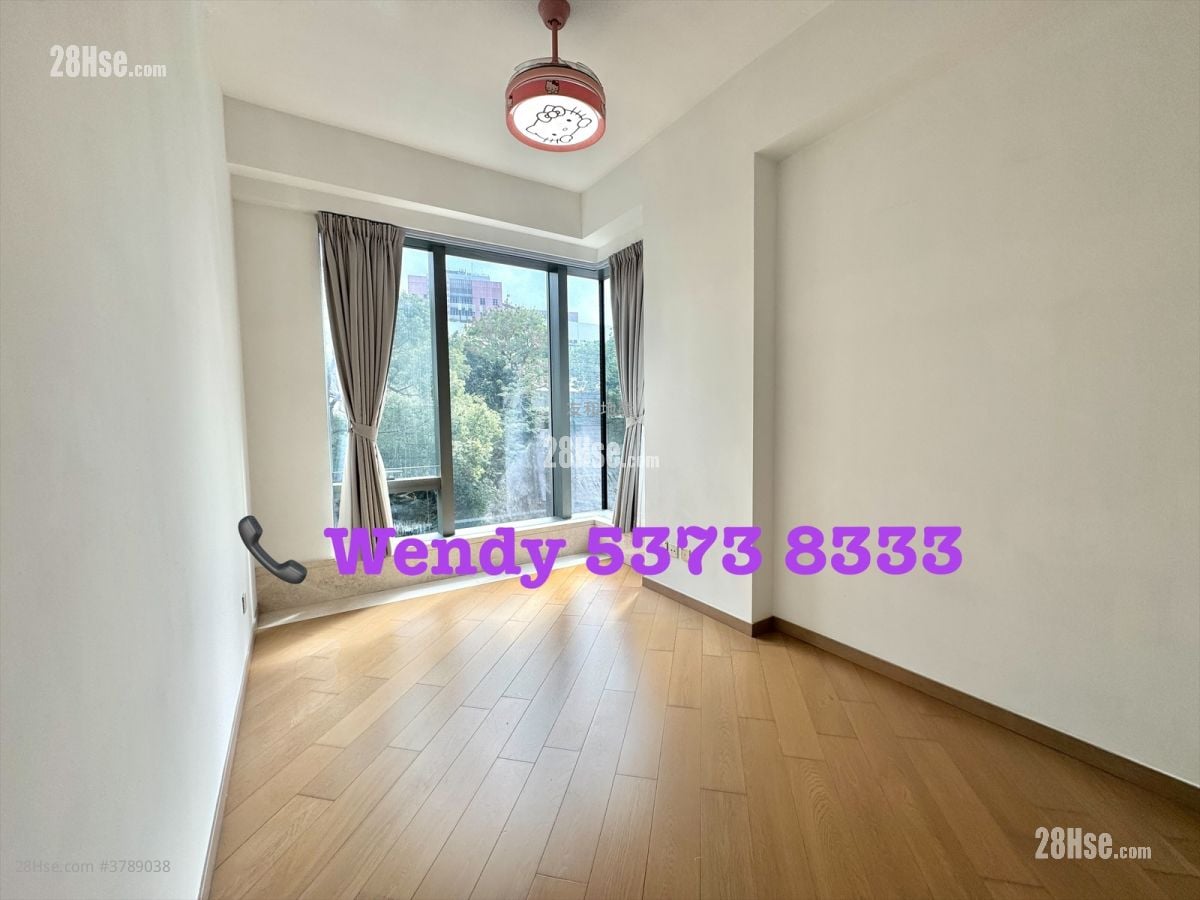 Cristallo Rental 4 Bedrooms , 3 Bathrooms 1,304 ft²