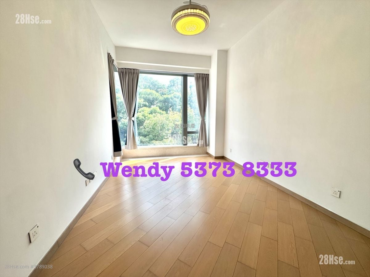 Cristallo Rental 4 Bedrooms , 3 Bathrooms 1,304 ft²