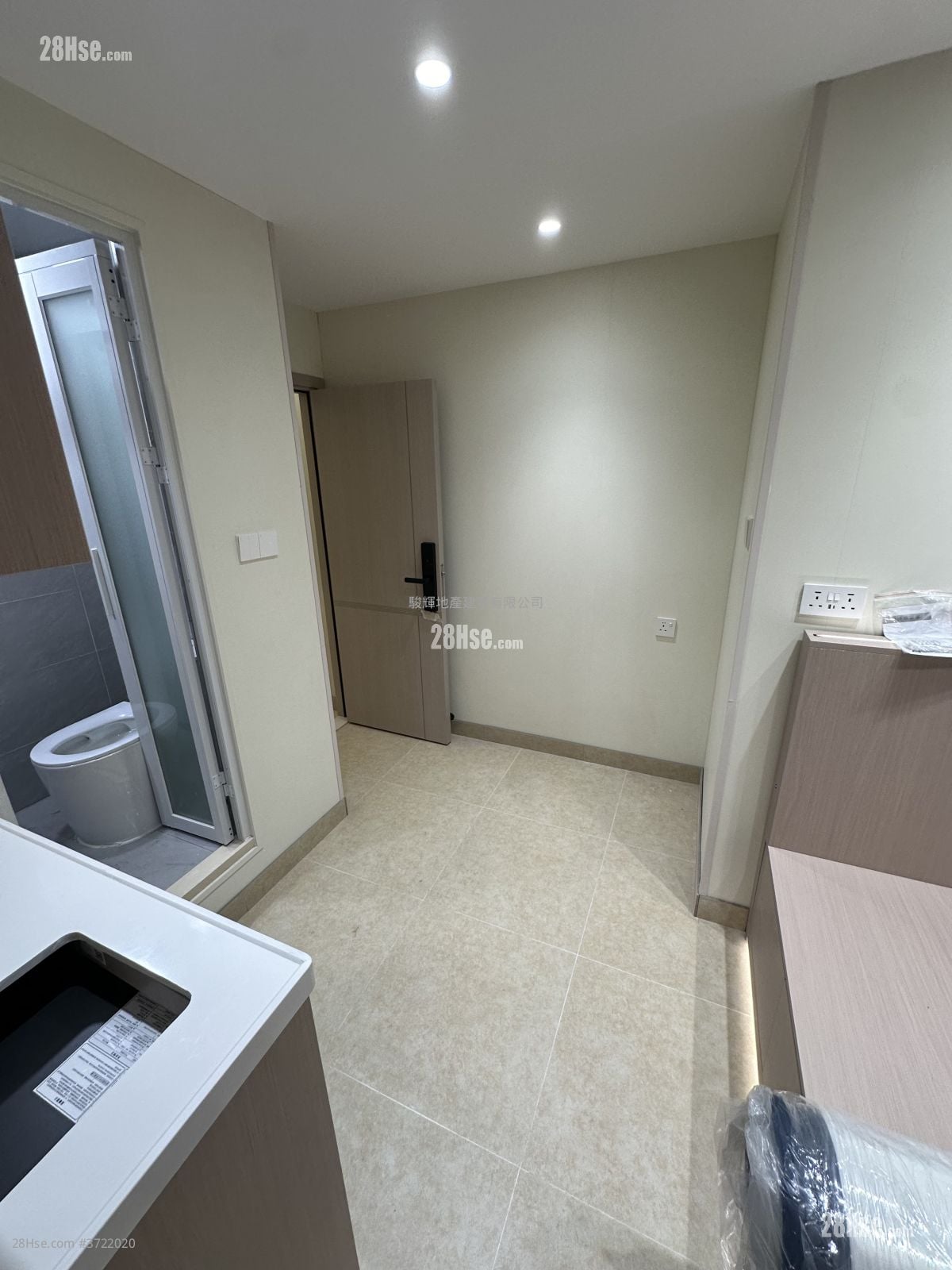 汝州街114号 租盘 开放式间隔 , 1 浴室 160 平方尺