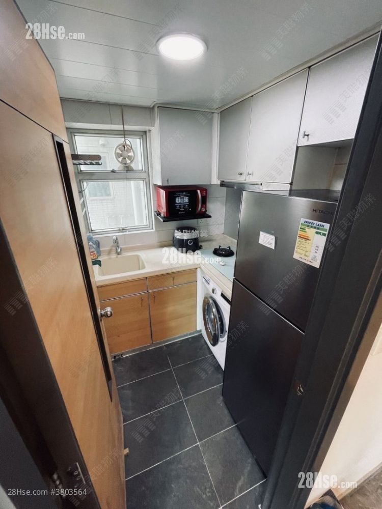 港湾豪庭 售盘 2 房 347 平方尺