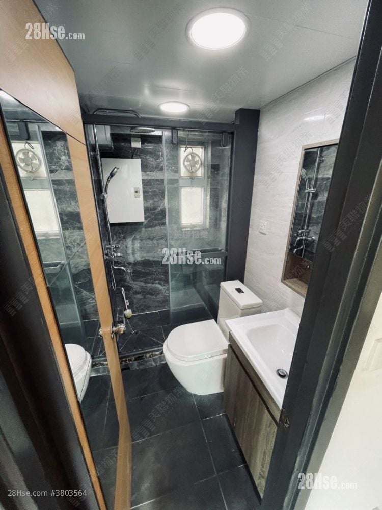 港湾豪庭 售盘 2 房 347 平方尺