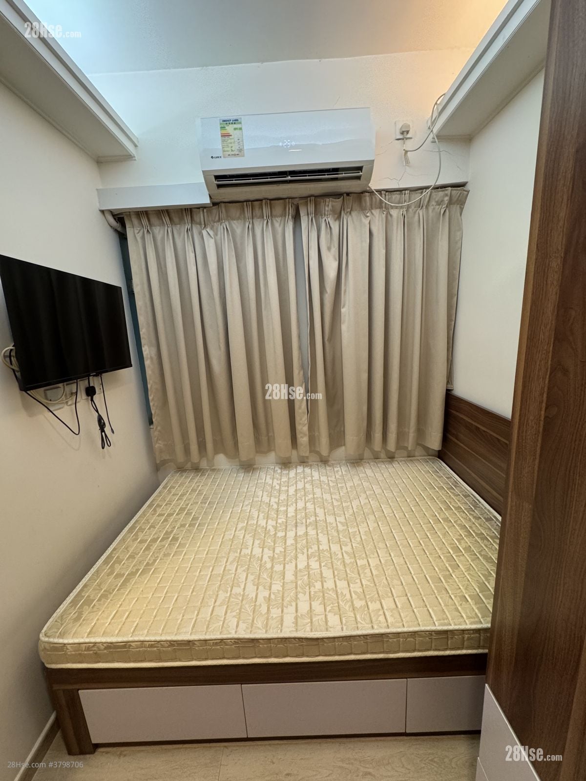 Sun Kai Mansion Rental 140 ft²