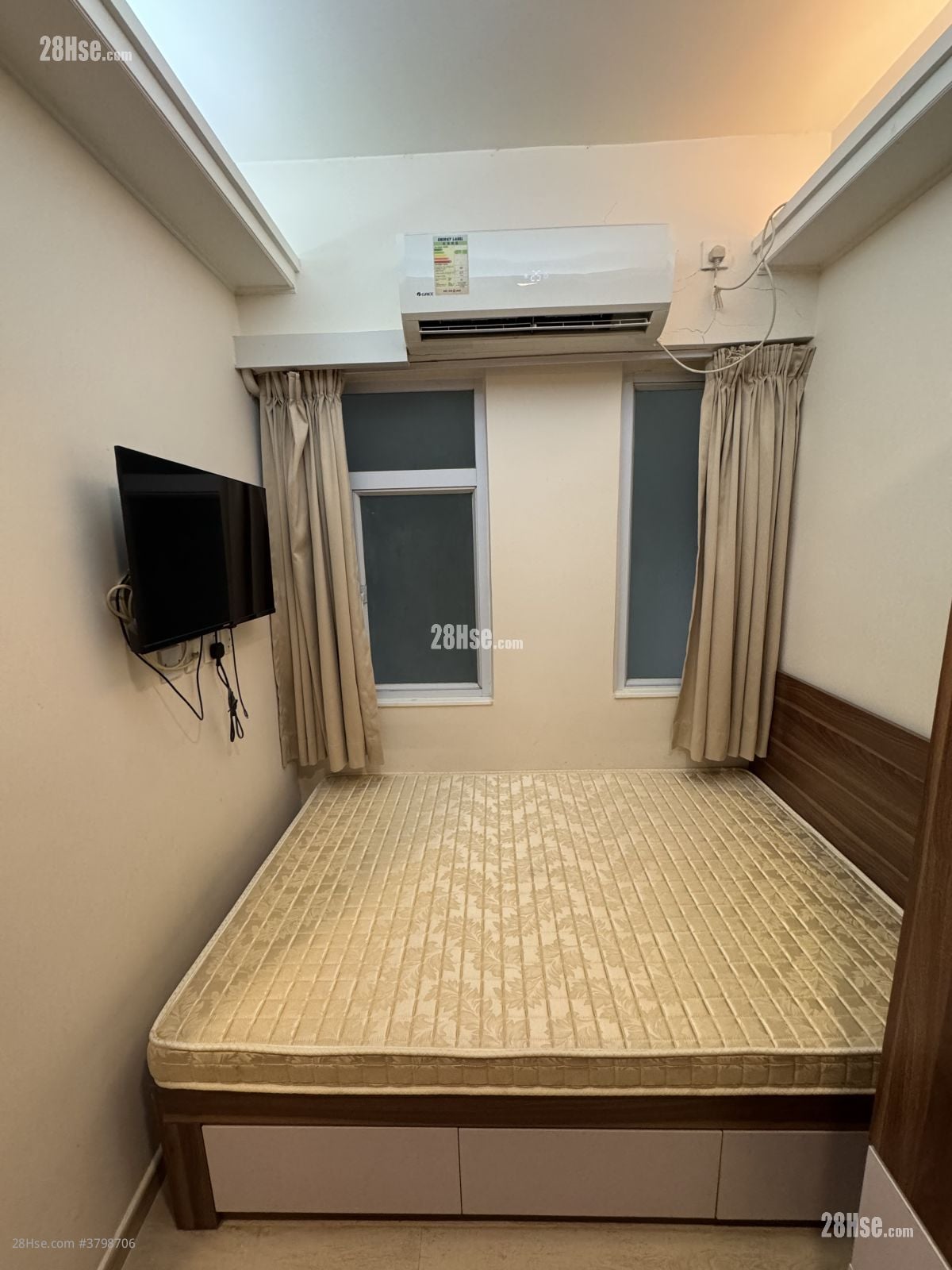 Sun Kai Mansion Rental 140 ft²