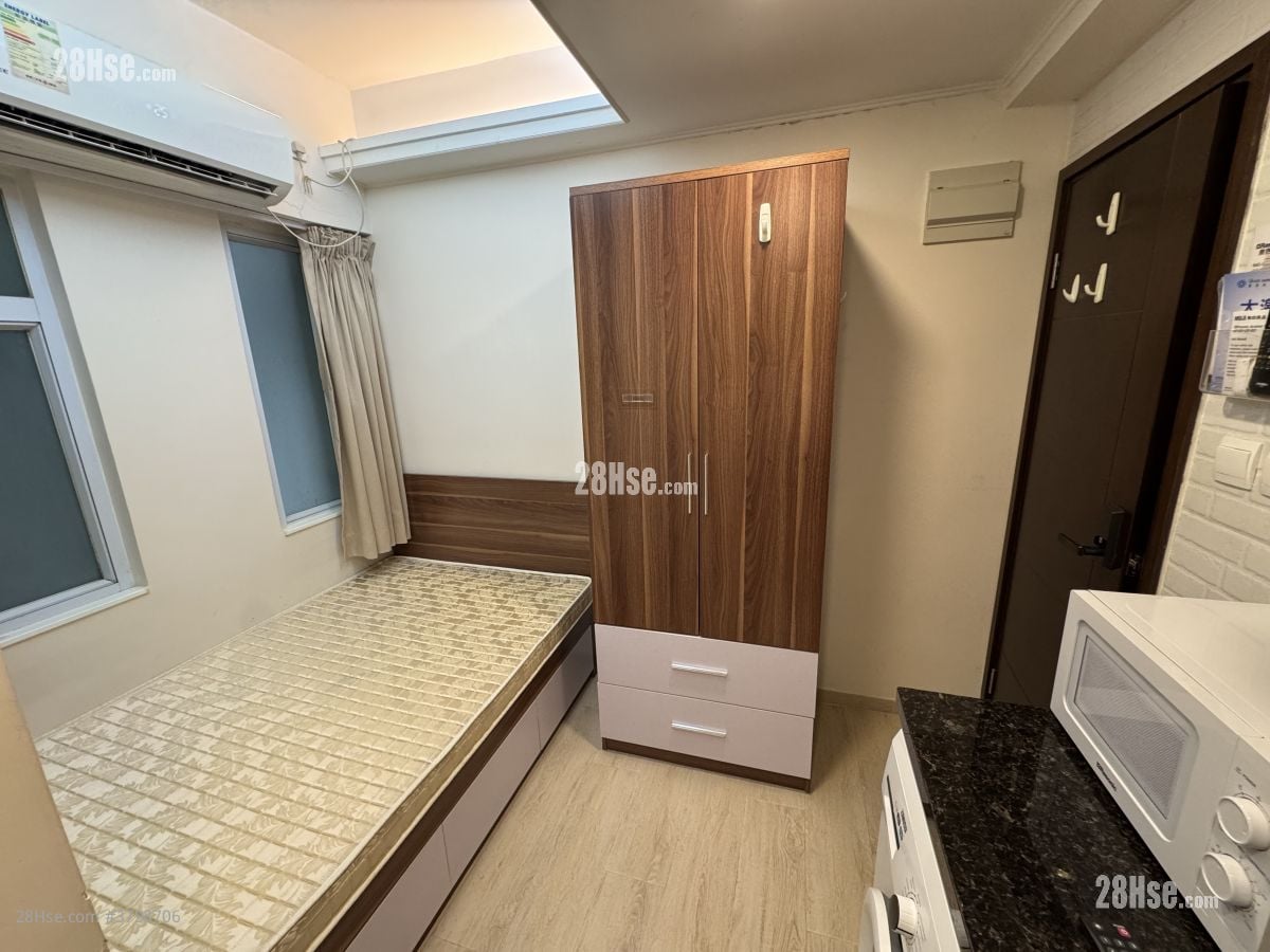 Sun Kai Mansion Rental 140 ft²