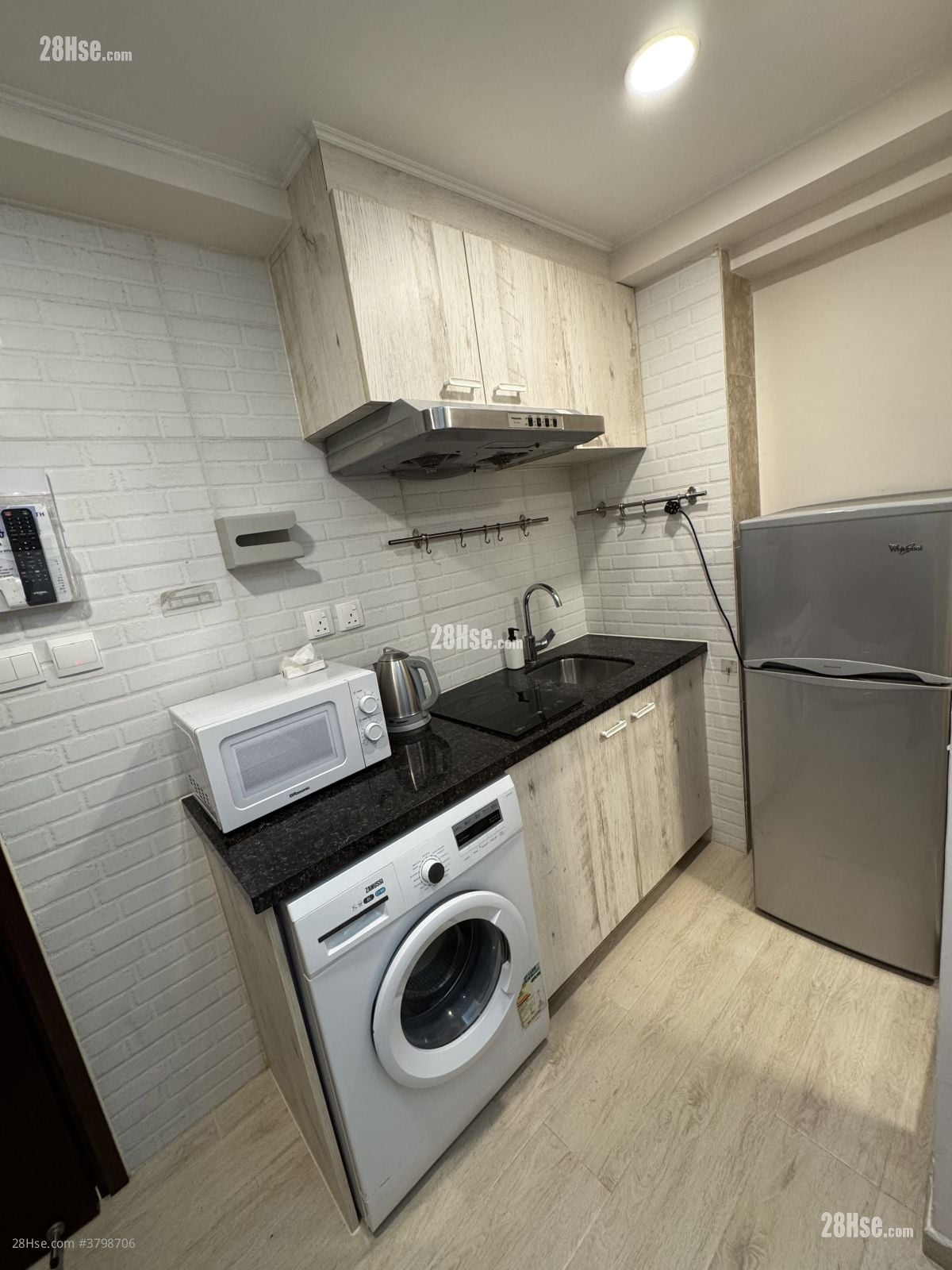 Sun Kai Mansion Rental 140 ft²