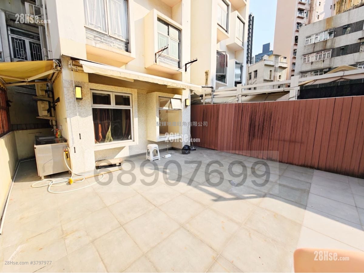 康辉大厦 租盘 2 房 , 1 浴室 210 平方尺