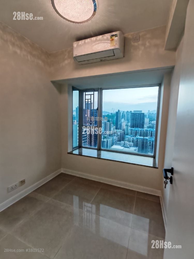 傲云峰 租盘 539 平方尺