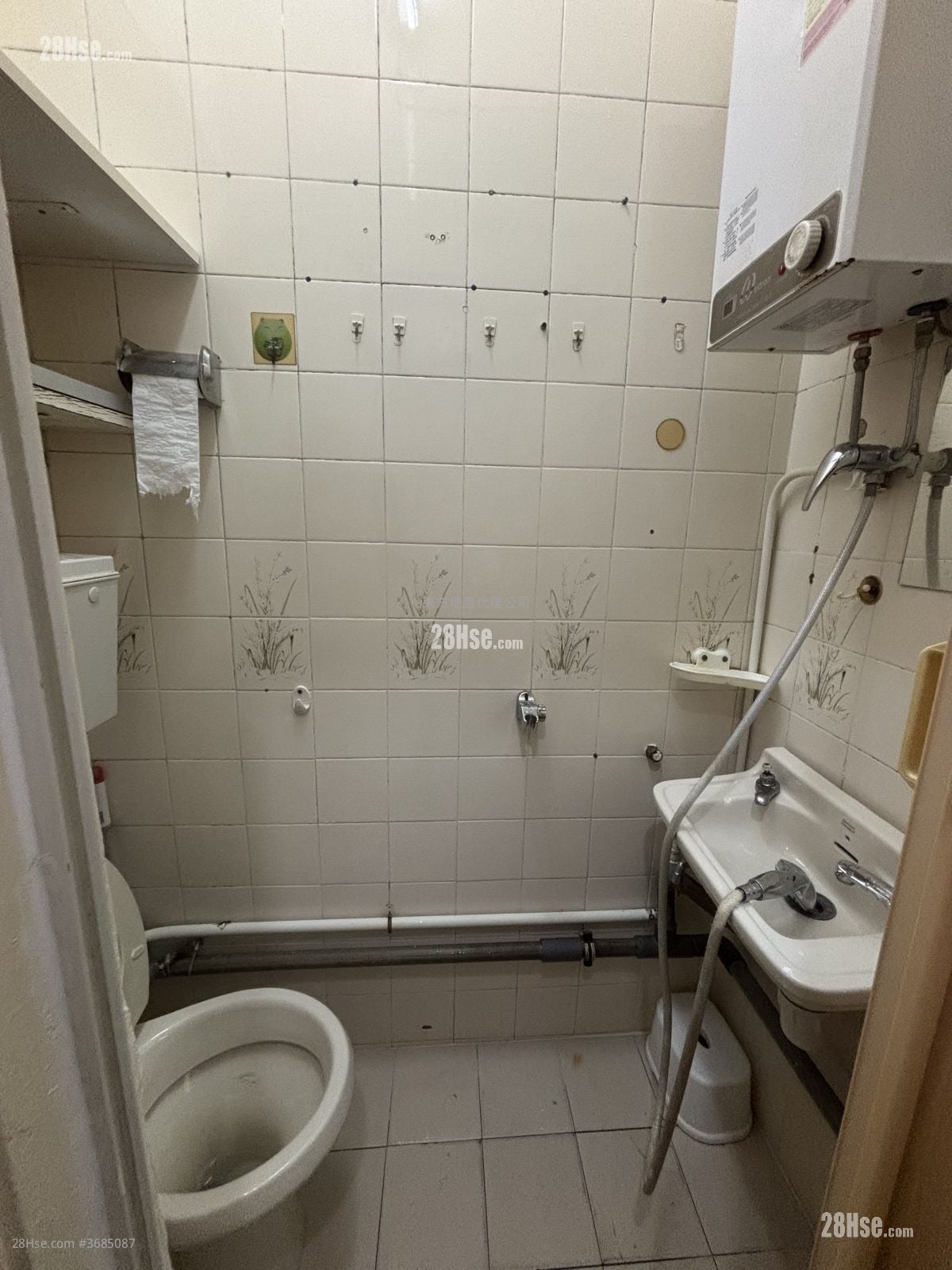 Honour Building Rental 2 Bedrooms , 1 Bathroom 287 ft²