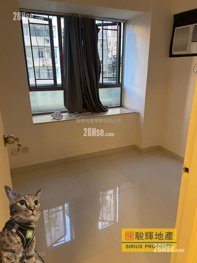 Nam Cheong Centre Sell 2 Bedrooms , 1 Bathroom 357 ft²