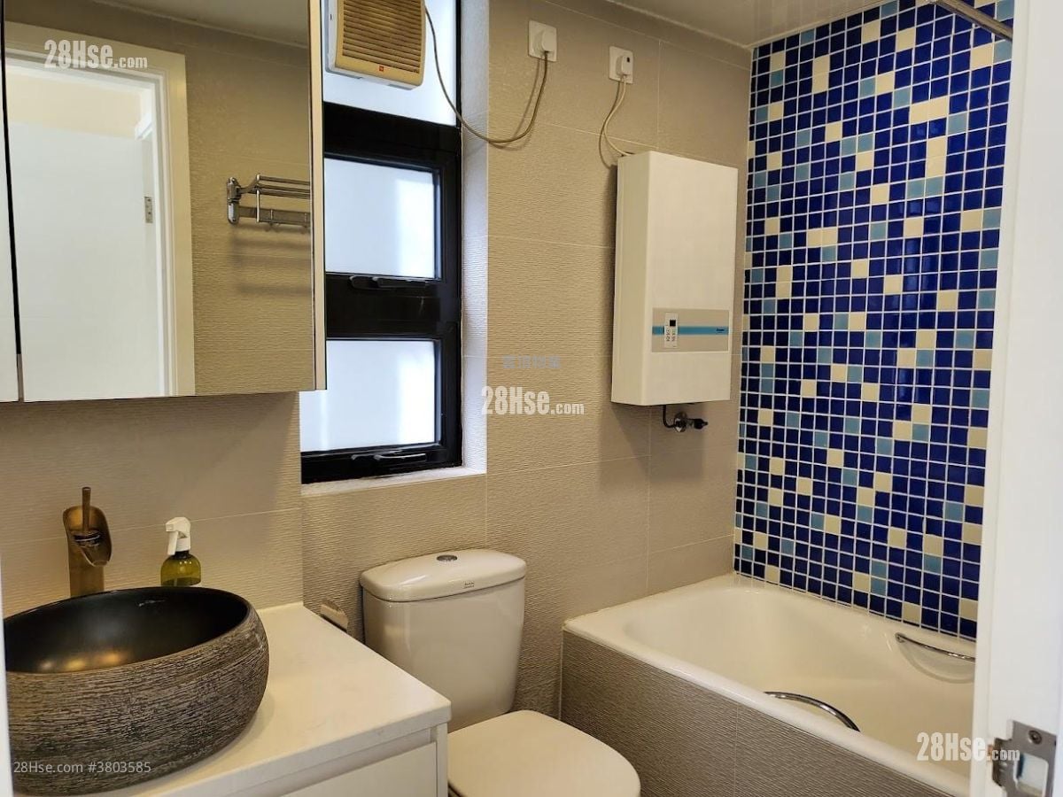 颐峰 租盘 3 房 , 2 浴室 745 平方尺