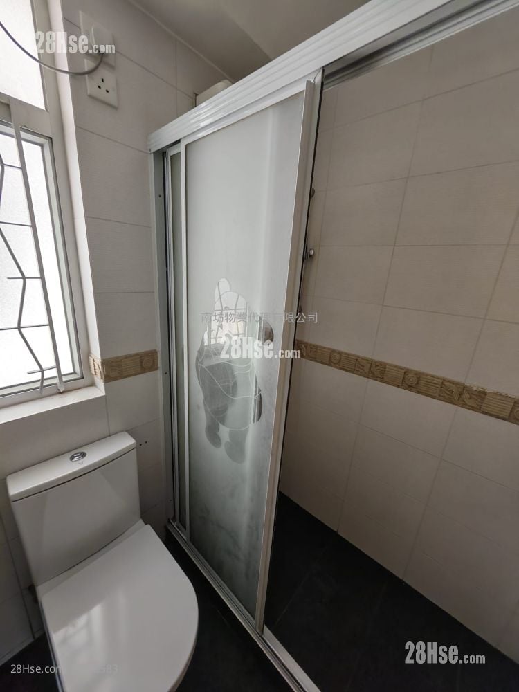 Nan Fung Sun Chuen Rental 2 Bedrooms , 1 Bathroom 391 ft²