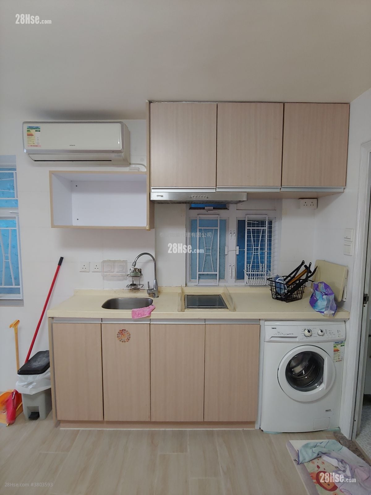 村屋 售盘 2 房 , 1 浴室