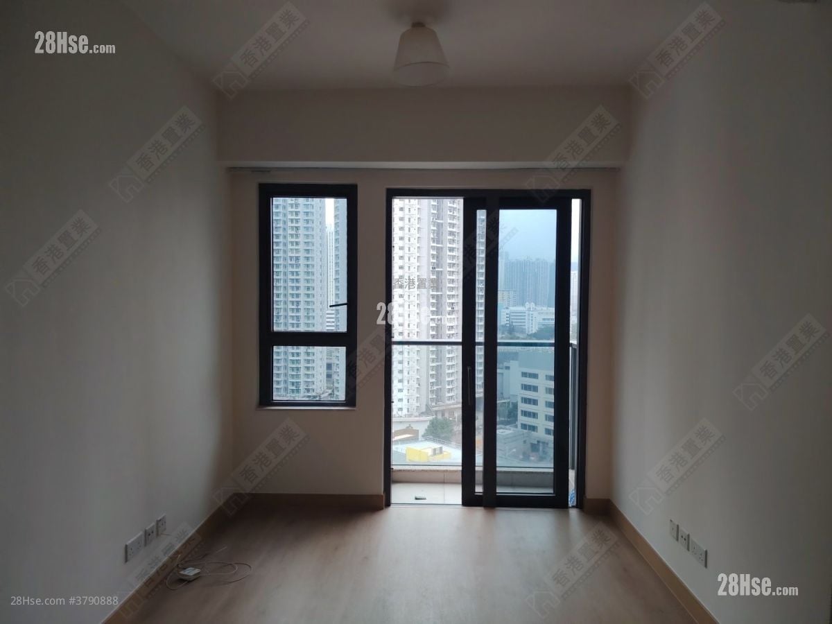 天寰 租盘 3 房 , 2 浴室 640 平方尺