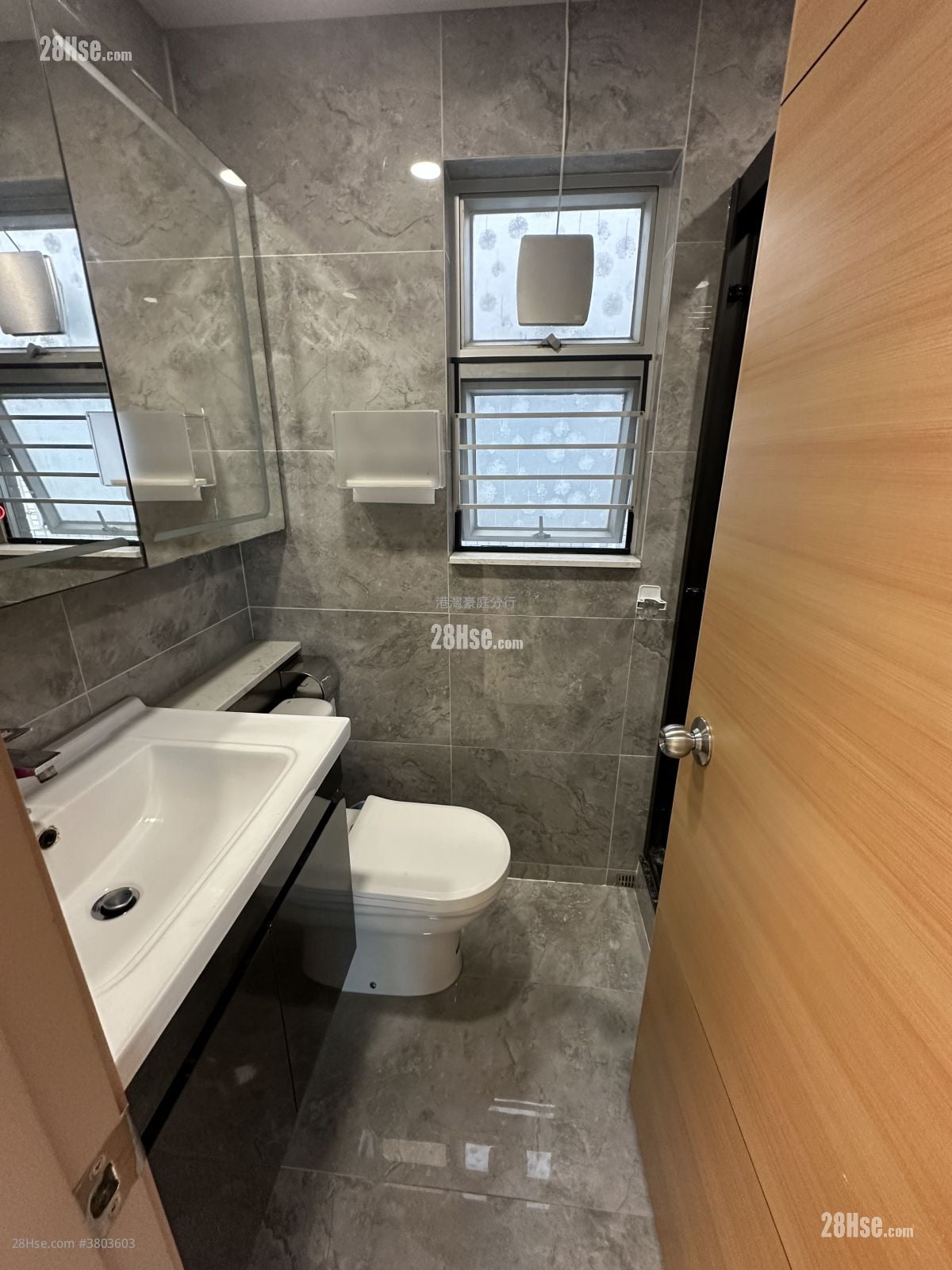 港灣豪庭 售盤 2 房 , 1 浴室 512 平方呎