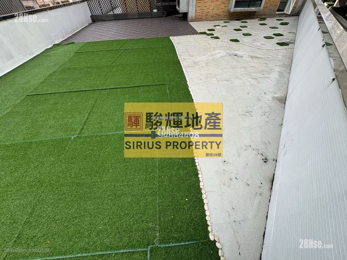 Royal Building Rental 3 Bedrooms , 1 Bathroom 2,000 ft²