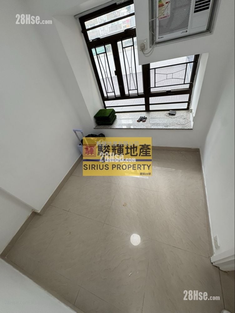 Royal Building Rental 3 Bedrooms , 1 Bathroom 2,000 ft²