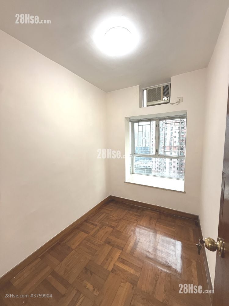 Discovery Park Sell 3 Bedrooms , 2 Bathrooms 647 ft²