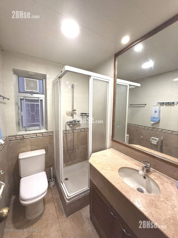 Discovery Park Sell 3 Bedrooms , 2 Bathrooms 647 ft²