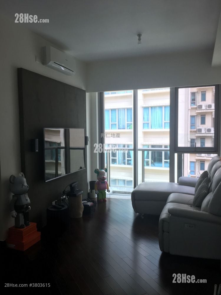 逸珑湾 售盘 2 房 , 2 浴室 736 平方尺