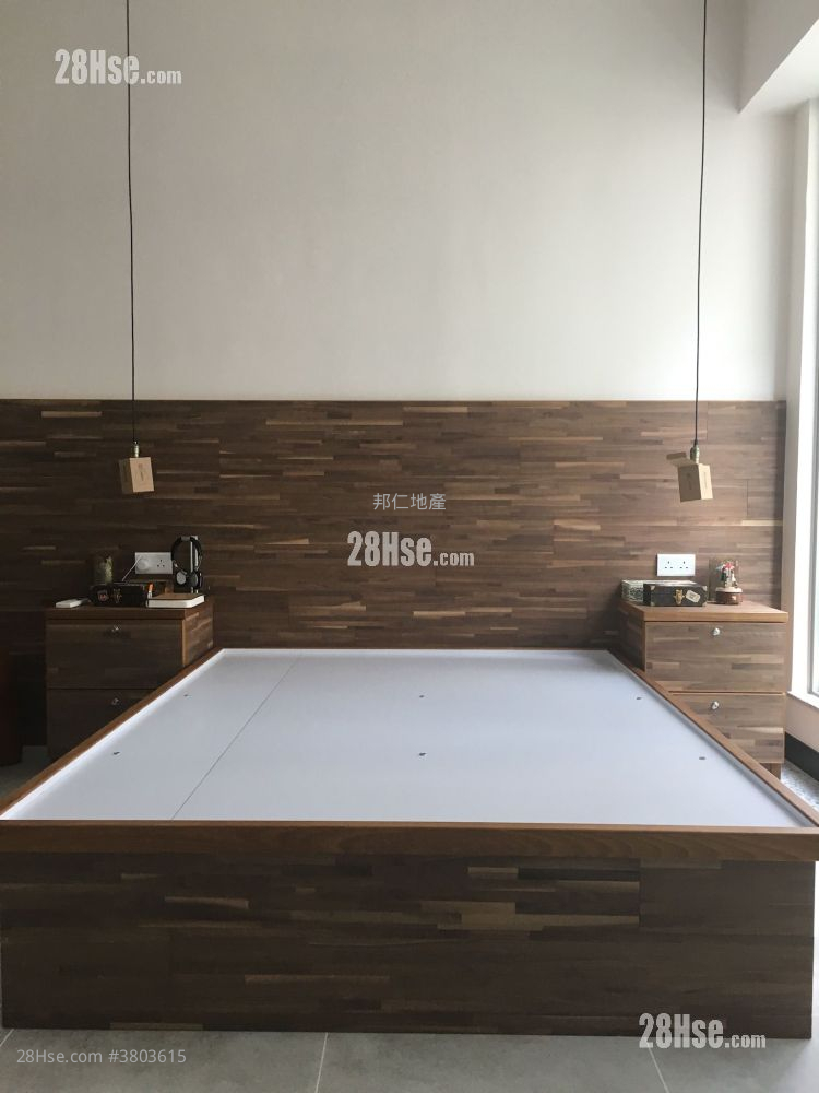 逸珑湾 售盘 2 房 , 2 浴室 736 平方尺