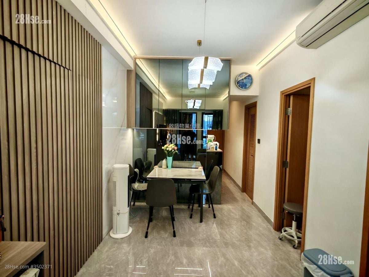 Victoria Skye Sell 2 Bedrooms , 1 Bathroom 504 ft²