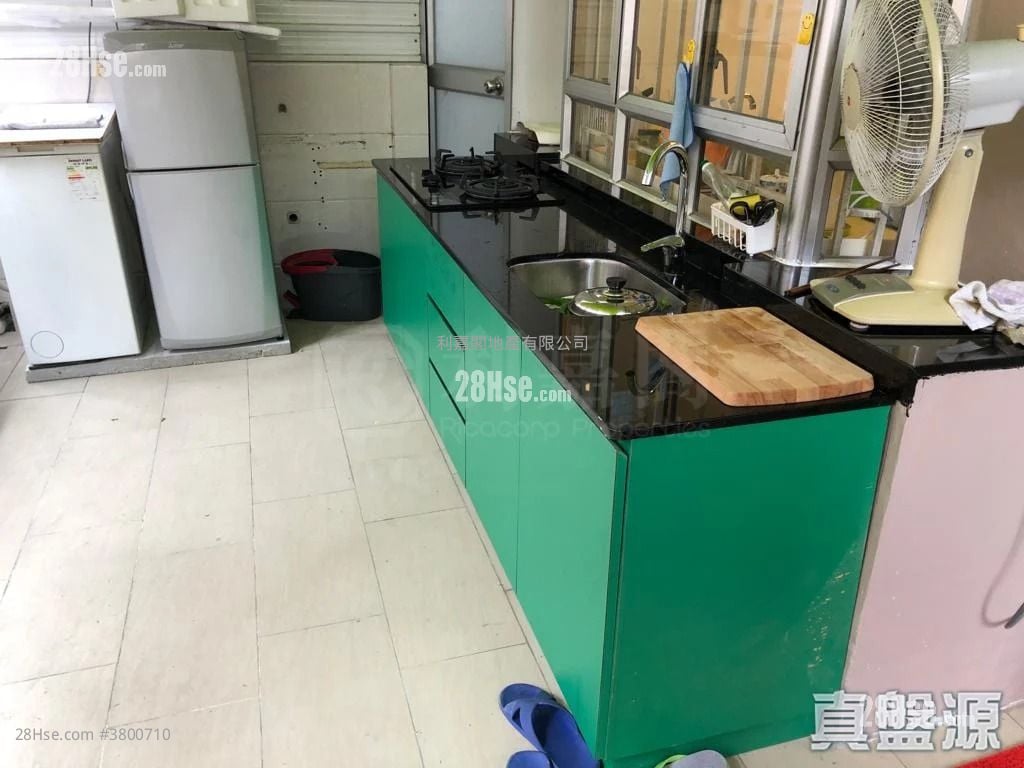 other: Ka Hing Building Sell 1 Bedroom , 1 Bathroom 205 ft²