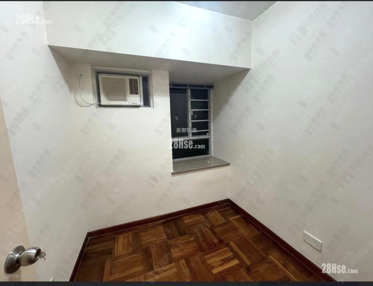 Serenity Place Rental 3 Bedrooms , 2 Bathrooms 604 ft²