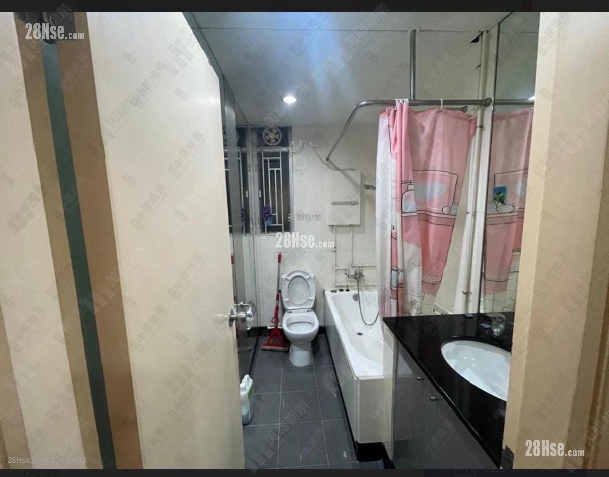 Serenity Place Rental 3 Bedrooms , 2 Bathrooms 604 ft²